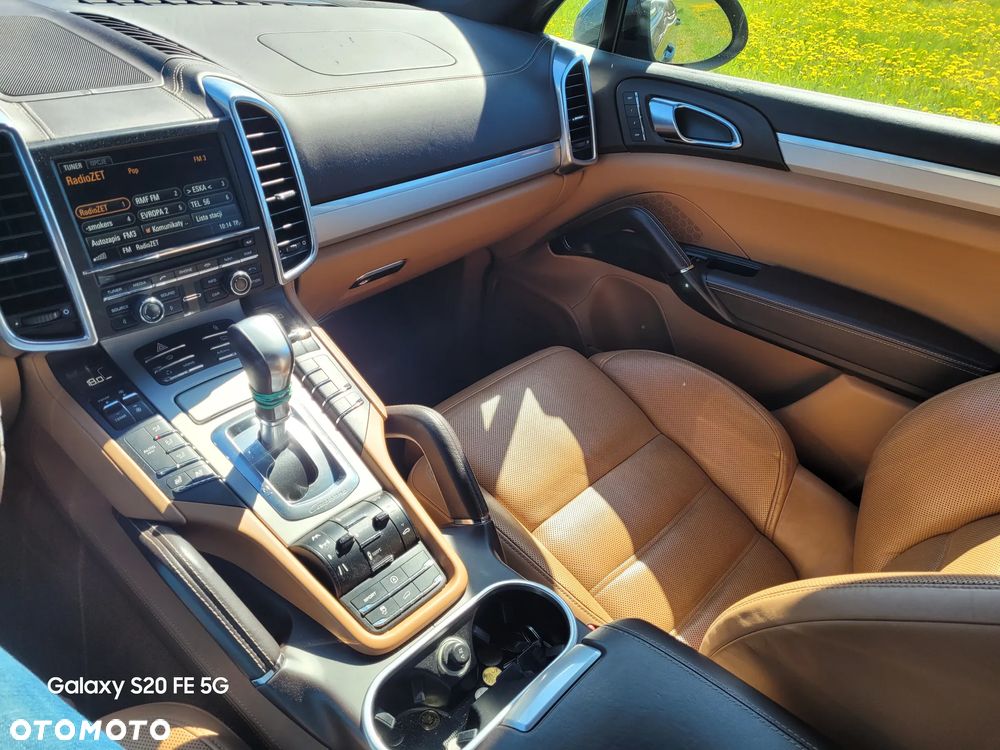 Porsche Cayenne - 13