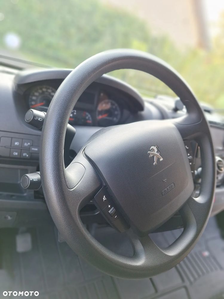 Peugeot Boxer - 32
