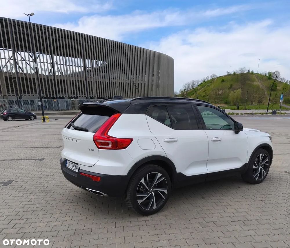 Volvo XC 40 T4 Geartronic R-Design - 3