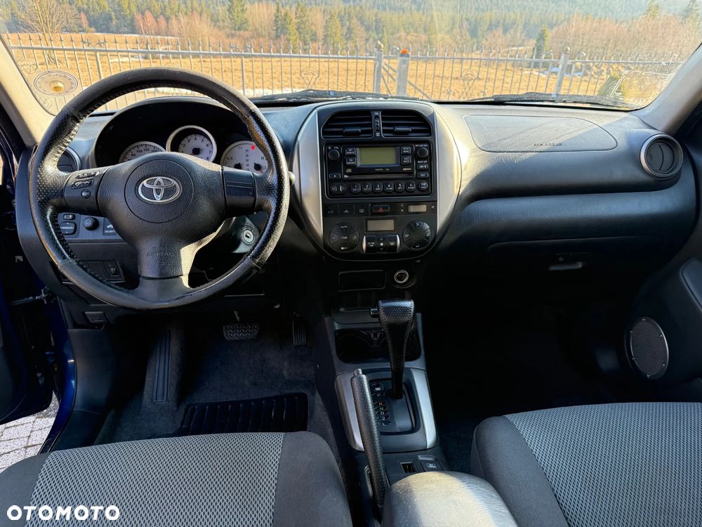 Toyota RAV4 2.0 VVT-i 4x4 - 8