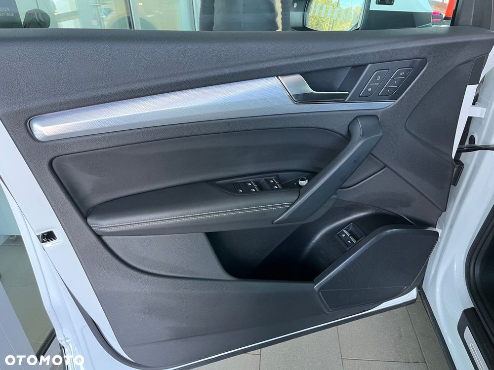 Audi Q5 Sportback - 11