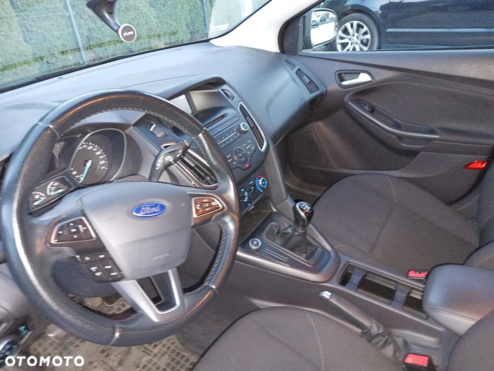 Ford Focus - 6
