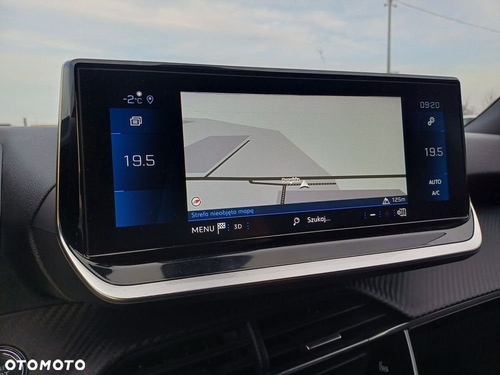 Peugeot 2008 1.2 PureTech Allure Pack S&S EAT8 - 17