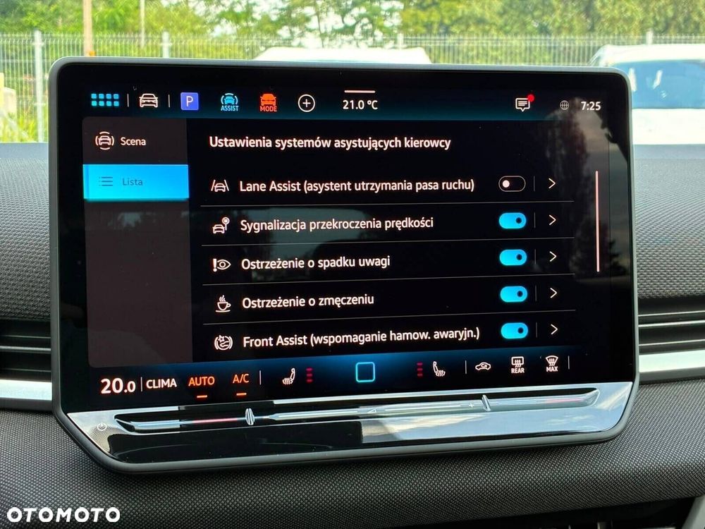 Volkswagen T-Roc - 20