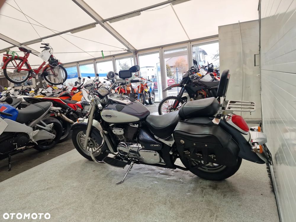 Suzuki VL 800 Volusia - 21