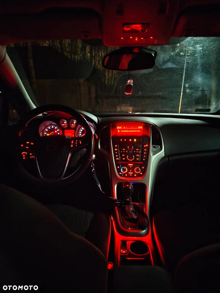 Opel Astra 1.4 Turbo Edition - 24