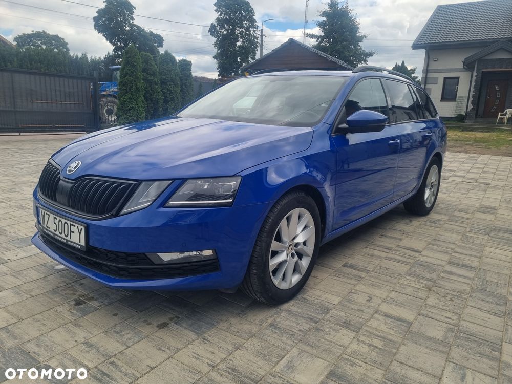 Skoda Octavia 1.6 TDI Ambition DSG - 1