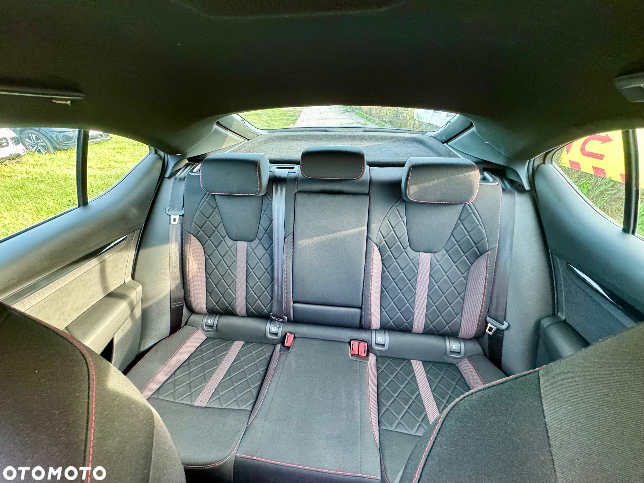 Skoda Octavia 2.0 TSI RS 245 DSG - 24