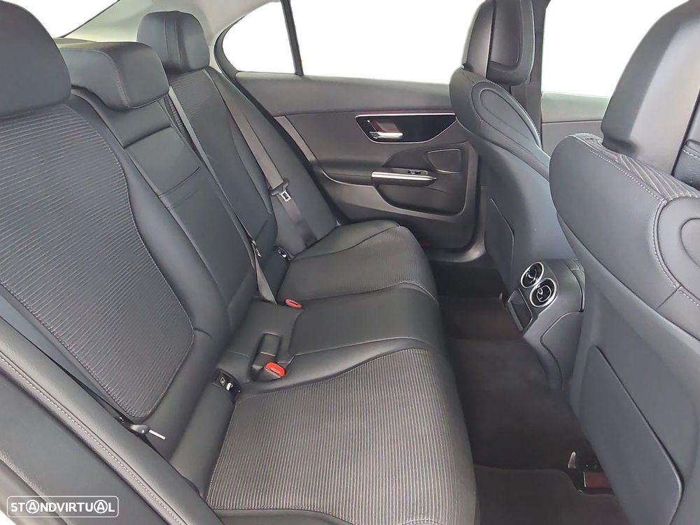 Mercedes-Benz C 220 d Avantgarde - 24