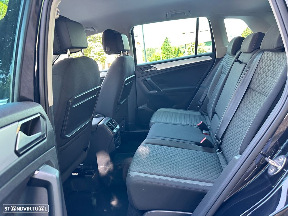 VW Tiguan 1.6 TDI Confortline - 25
