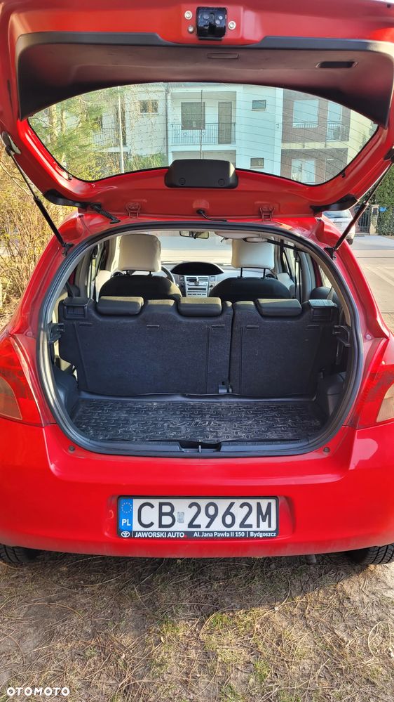 Toyota Yaris - 3