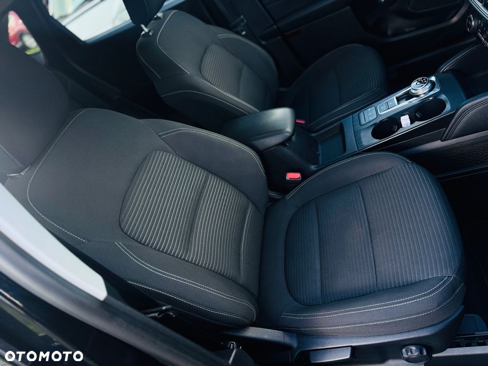 Ford Kuga 1.5 EcoBlue FWD Titanium - 4