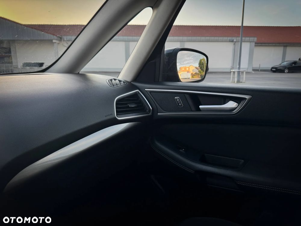 Ford Galaxy 2.0 TDCi Titanium - 24