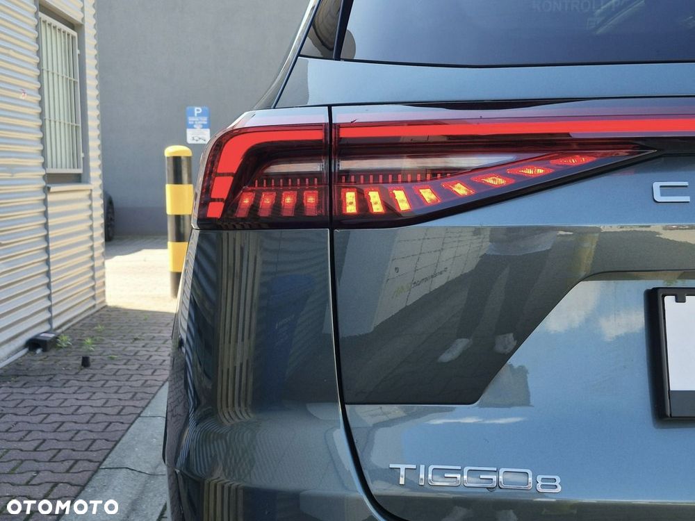 Chery Tiggo 8 1.5 T-GDI Super Hybrid Prestige DCT - 16