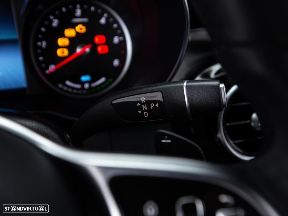 Mercedes-Benz GLC 300 de 4Matic - 21