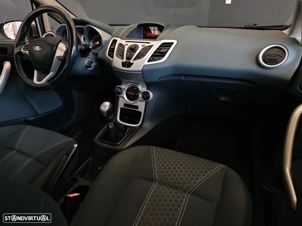 Ford Fiesta 1.25 Titanium - 40