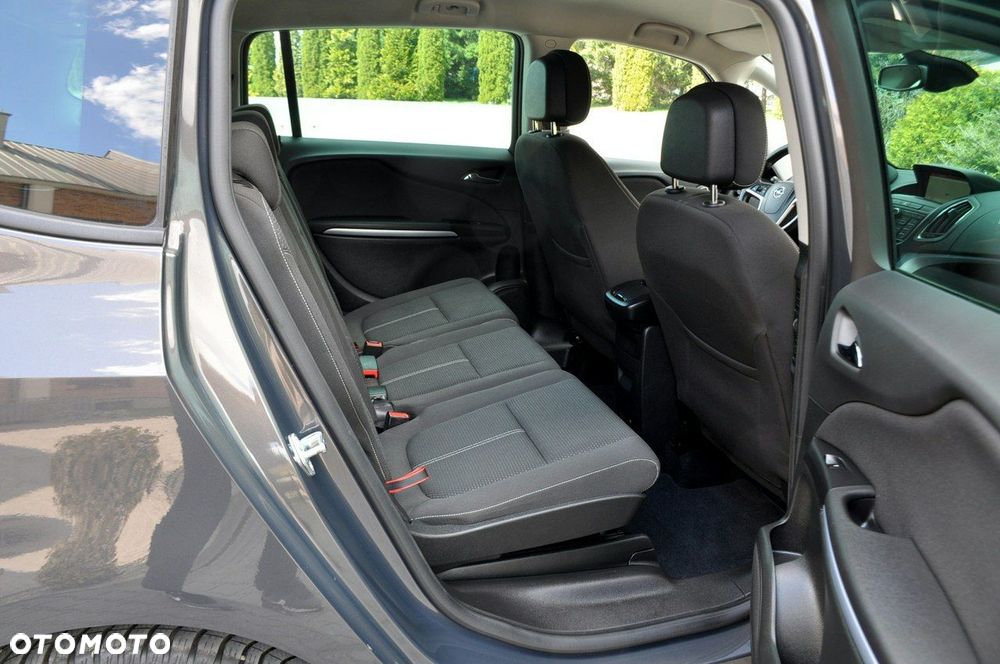 Opel Zafira - 19