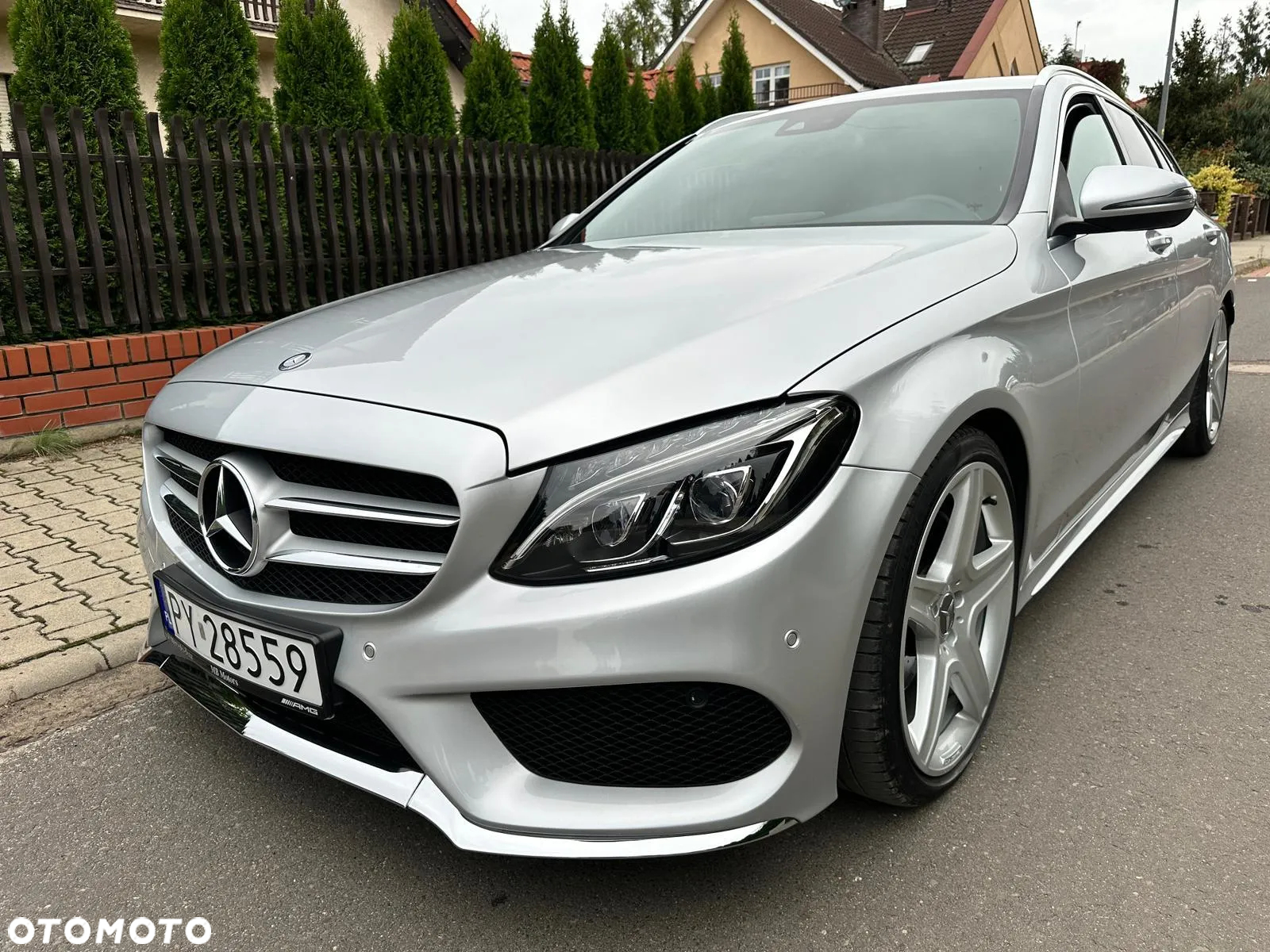 Mercedes-Benz Klasa C 220 d 4Matic T 9G-TRONIC AMG Line - 10