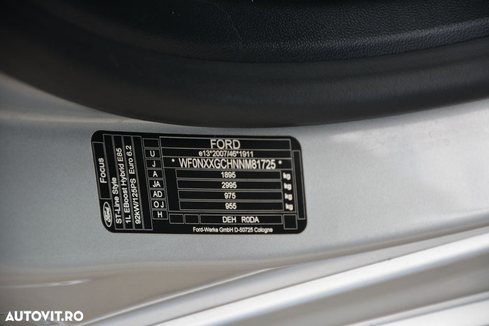 Ford Focus 1.0 EcoBoost Hybrid ST-LINE STYLE - 22