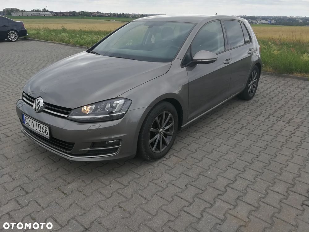 Volkswagen Golf 1.4 TSI BMT Highline DSG - 1