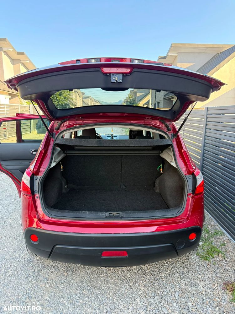 Nissan Qashqai - 12