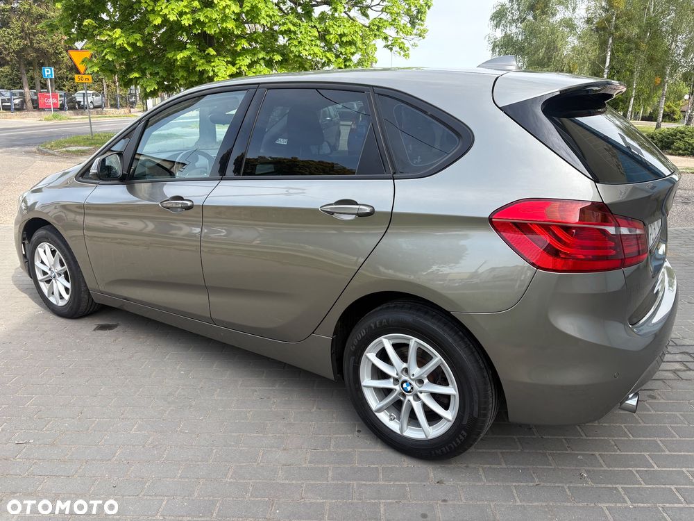 BMW Seria 2 220i Sport - 5