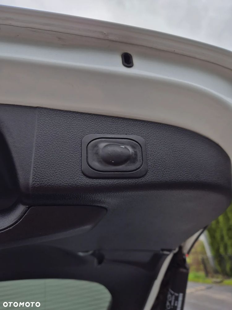 Ford Focus 2.0 EcoBlue Active - 19