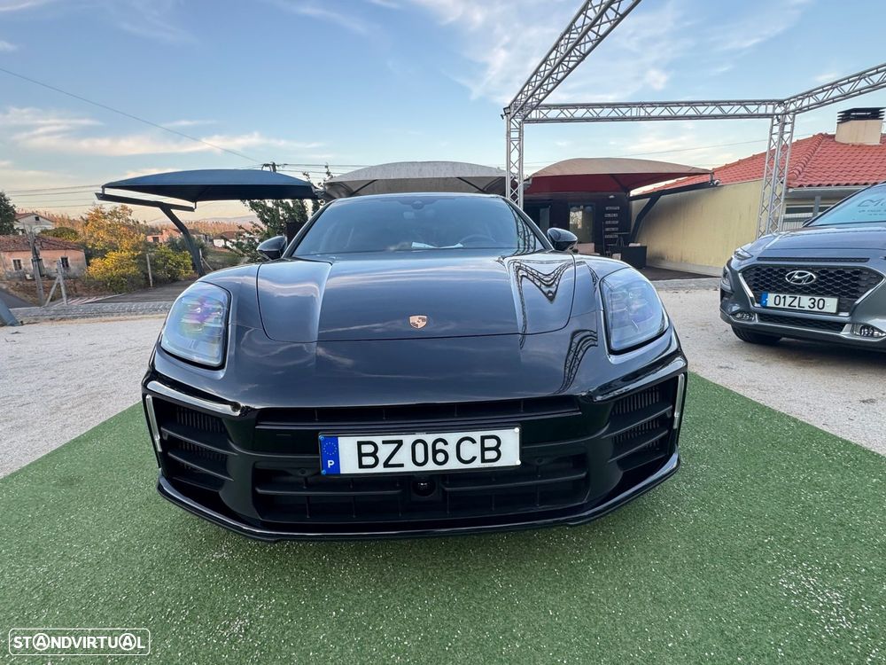 Porsche Panamera 4 E-Hybrid - 3