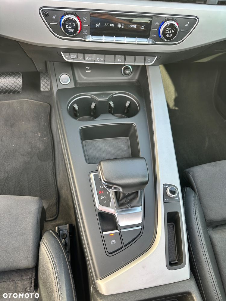Audi A4 - 24