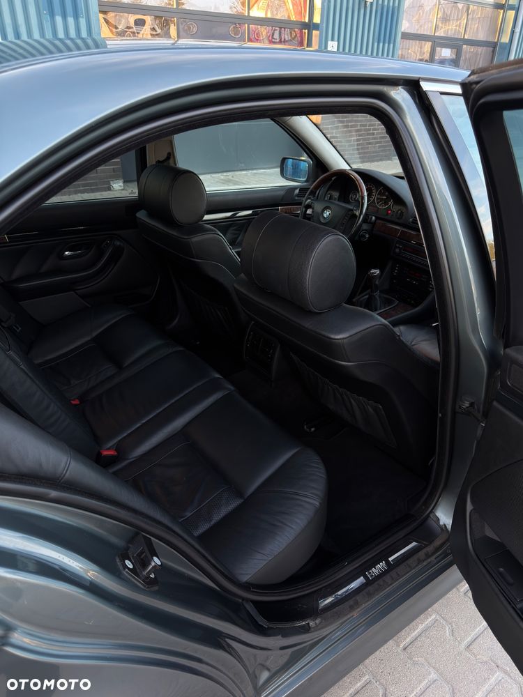 BMW Seria 5 520d - 18