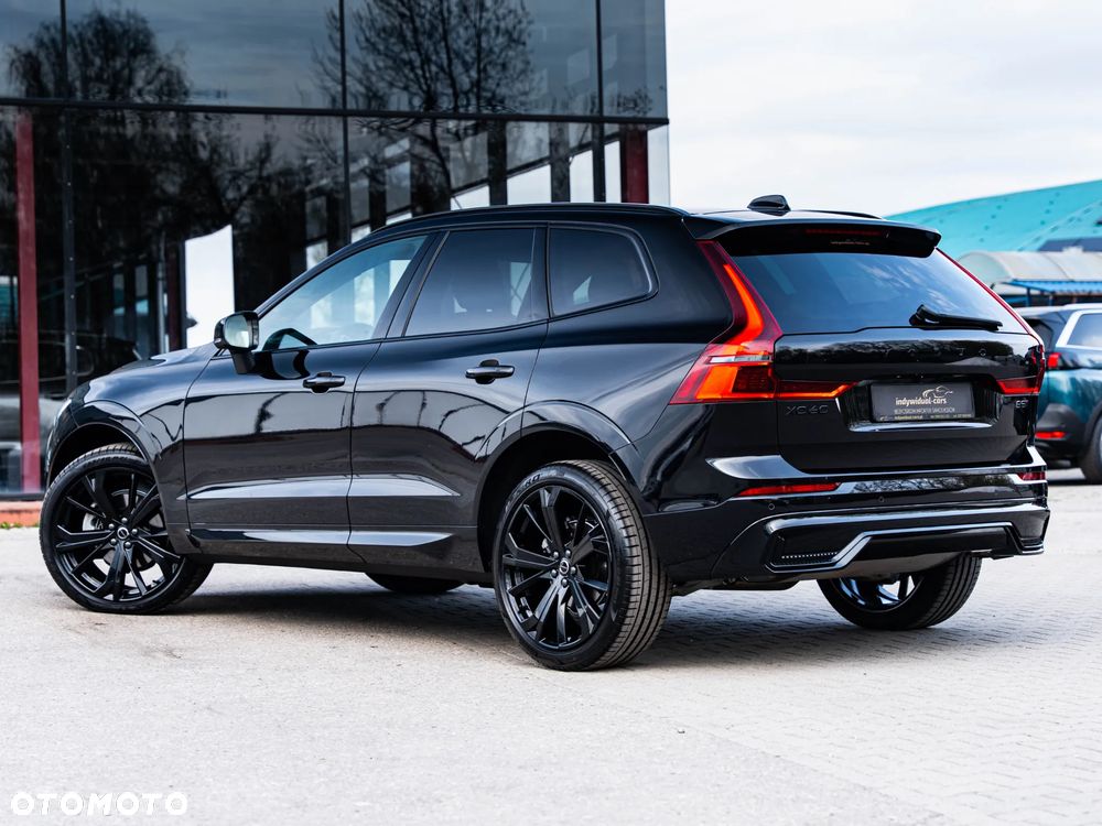 Volvo XC 60 B5 B AWD Plus Dark - 10