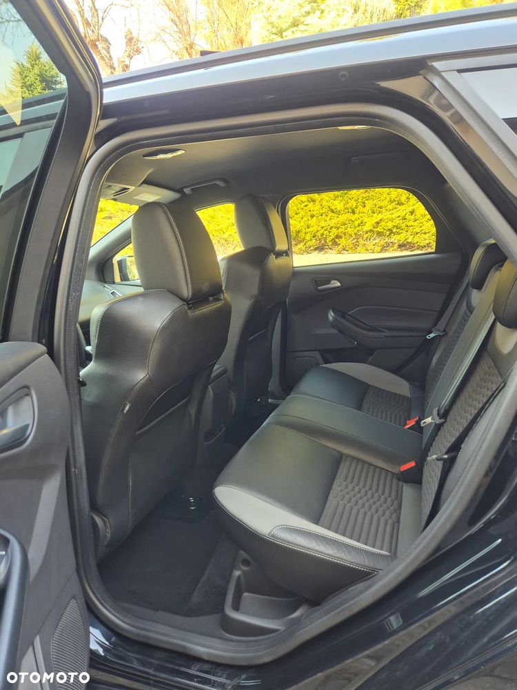Ford Focus 2.0 TDCi ST mit Leder-Exclusiv-Paket - 8