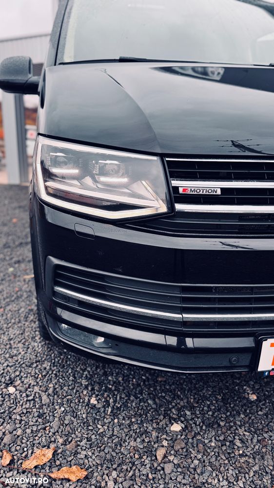 Volkswagen Multivan - 12