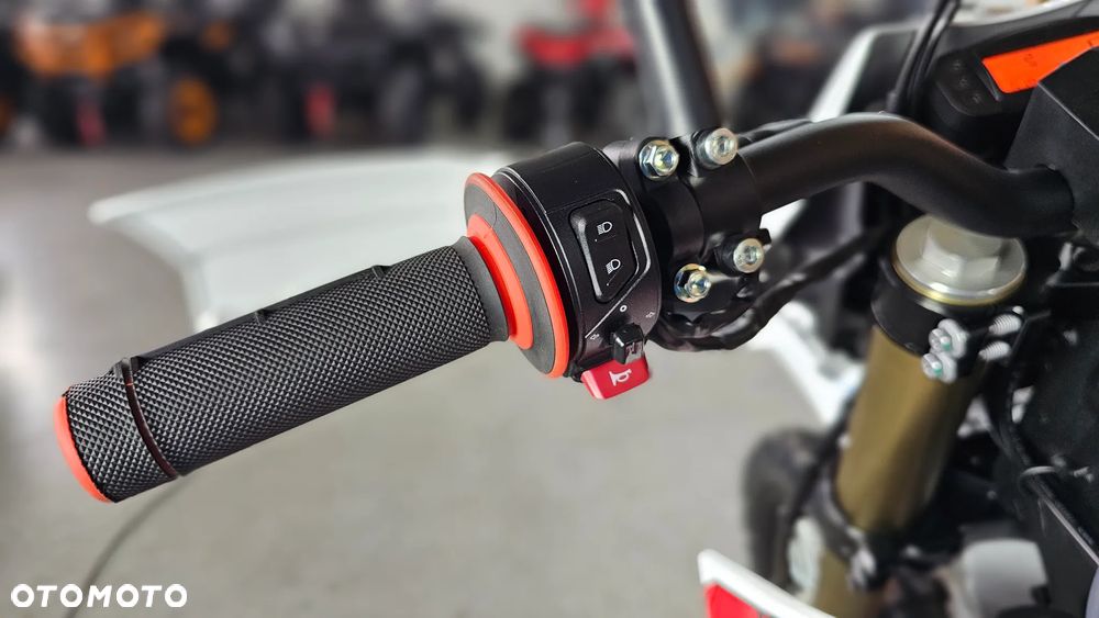 QJMOTOR COV 125X - 16