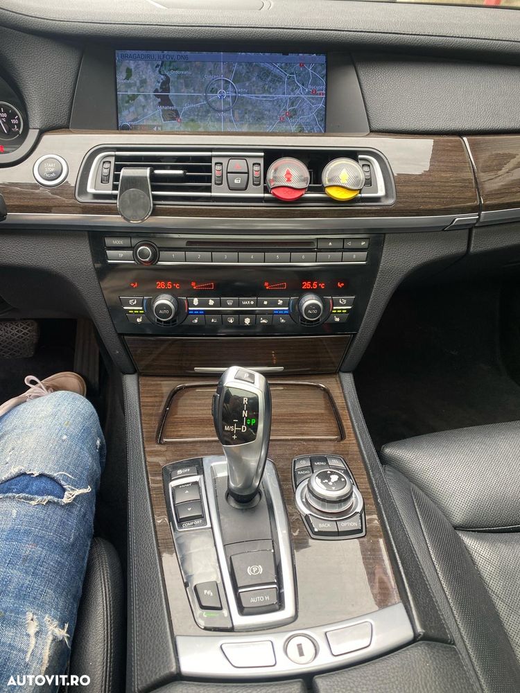 BMW Seria 7 730d - 7