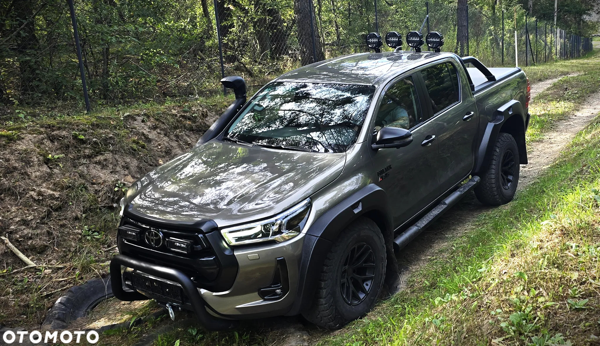 Toyota Hilux 2.8 D-4D Double Cab SR5 4x4 - 8