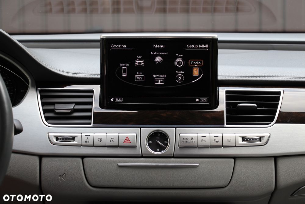 Audi A8 4.2 TDI DPF (clean diesel) quattro tiptronic - 17