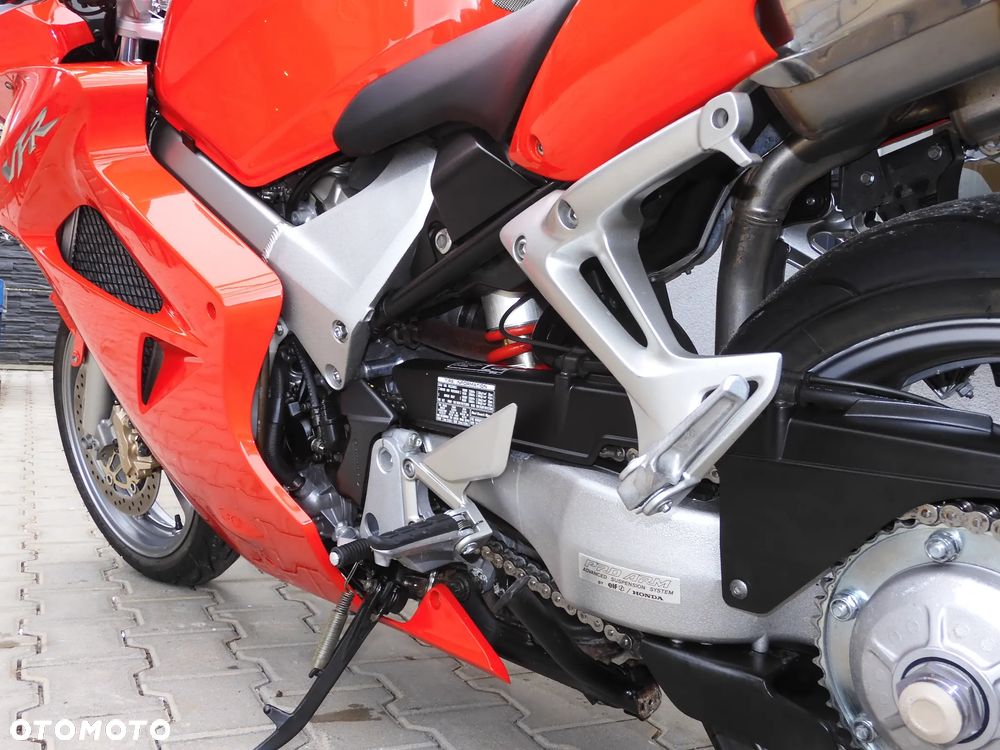 Honda VFR - 31