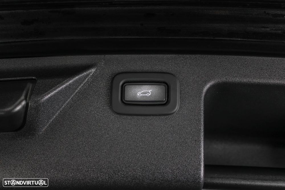 Land Rover Discovery Sport 2.0 eD4 R-Dynamic S 7L - 34