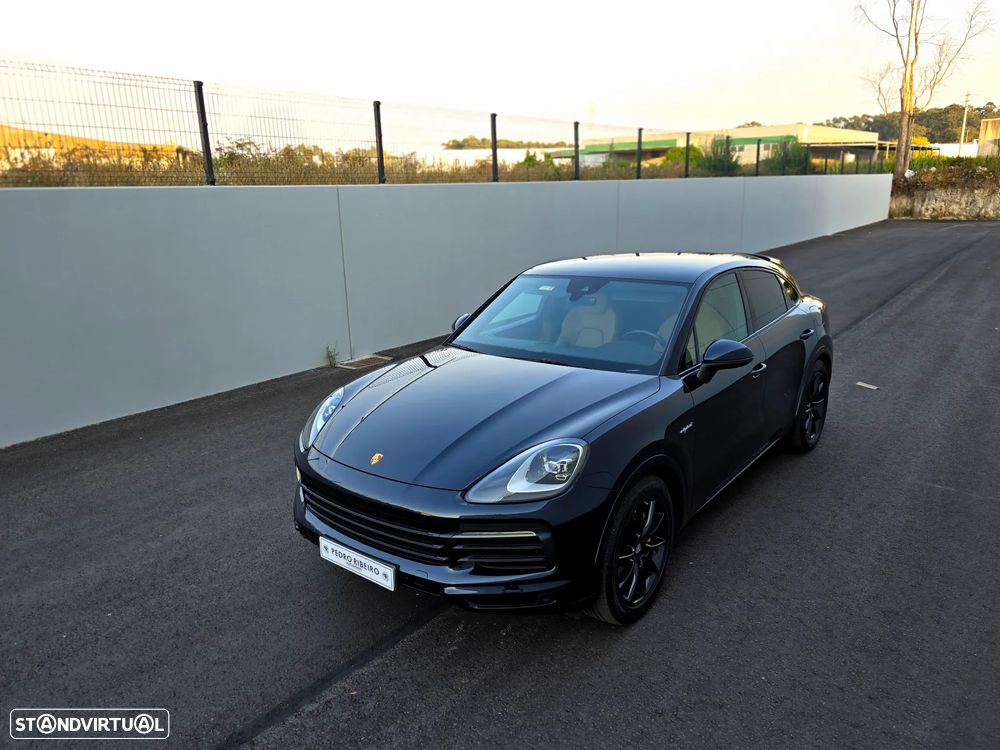 Porsche Cayenne Coupé E-Hybrid - 12