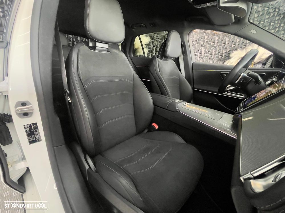 Mercedes-Benz E 300 de 9G-TRONIC AMG Line - 19