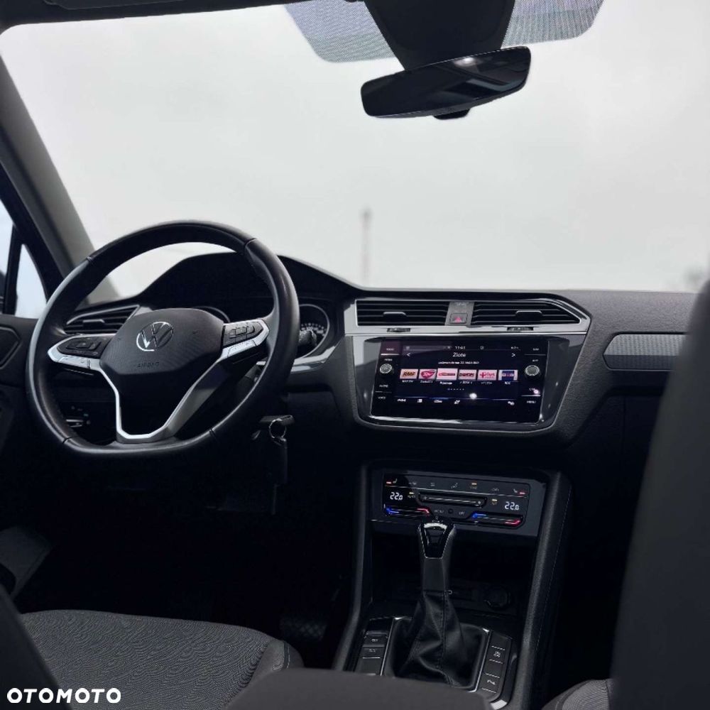 Volkswagen Tiguan - 26