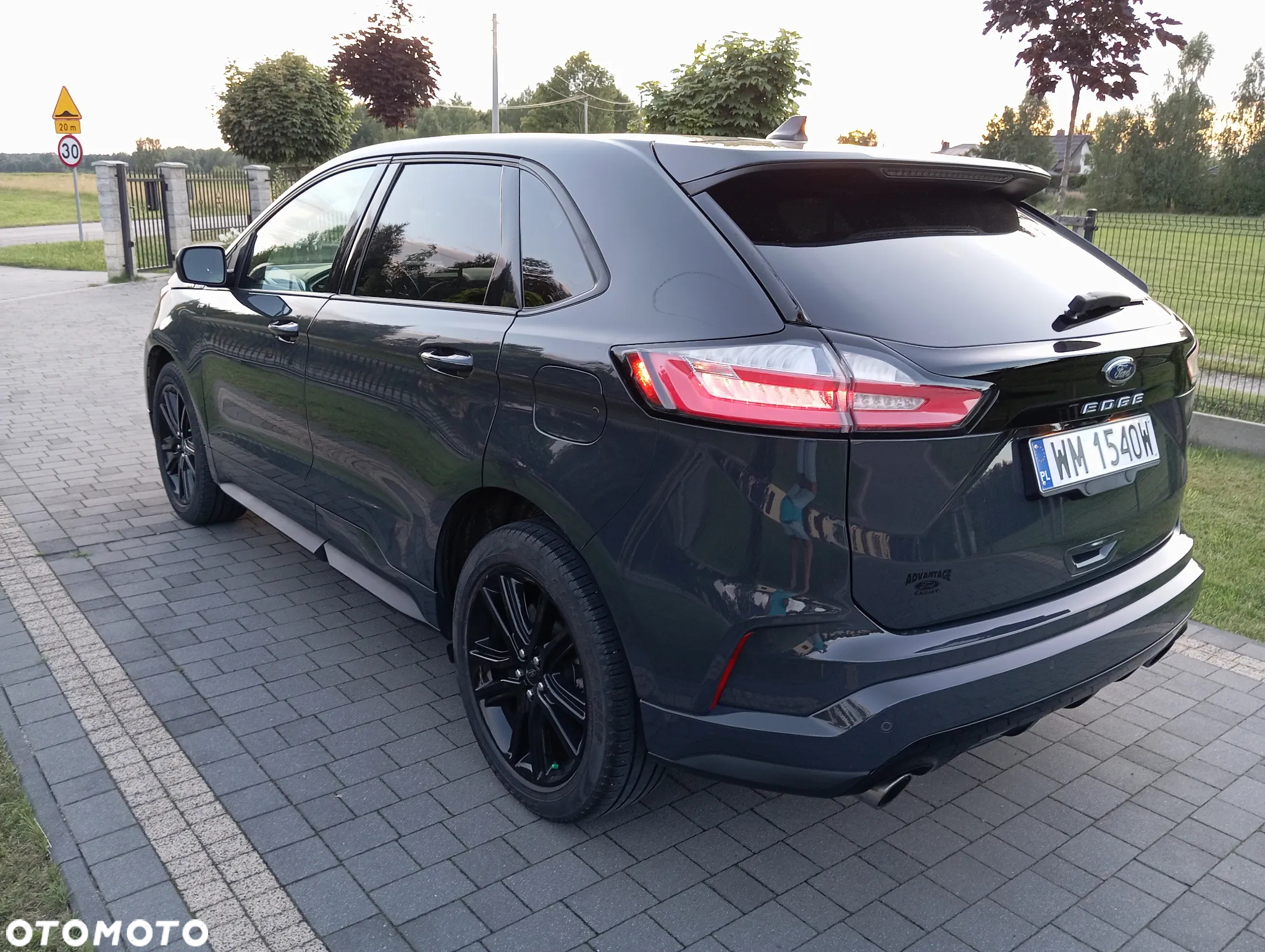 Ford Edge - 13
