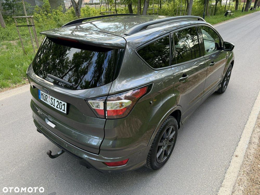 Ford Kuga - 12