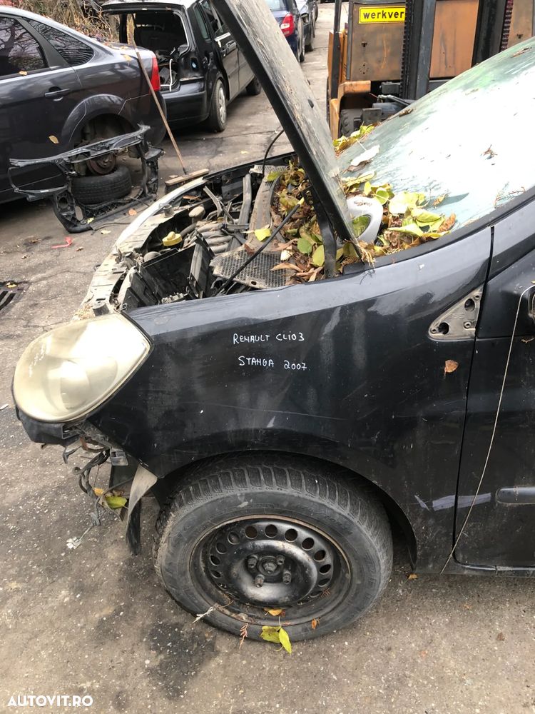 Aripa stanga/aripa dreapta fata Renault Clio 3 negru 2007 - 4