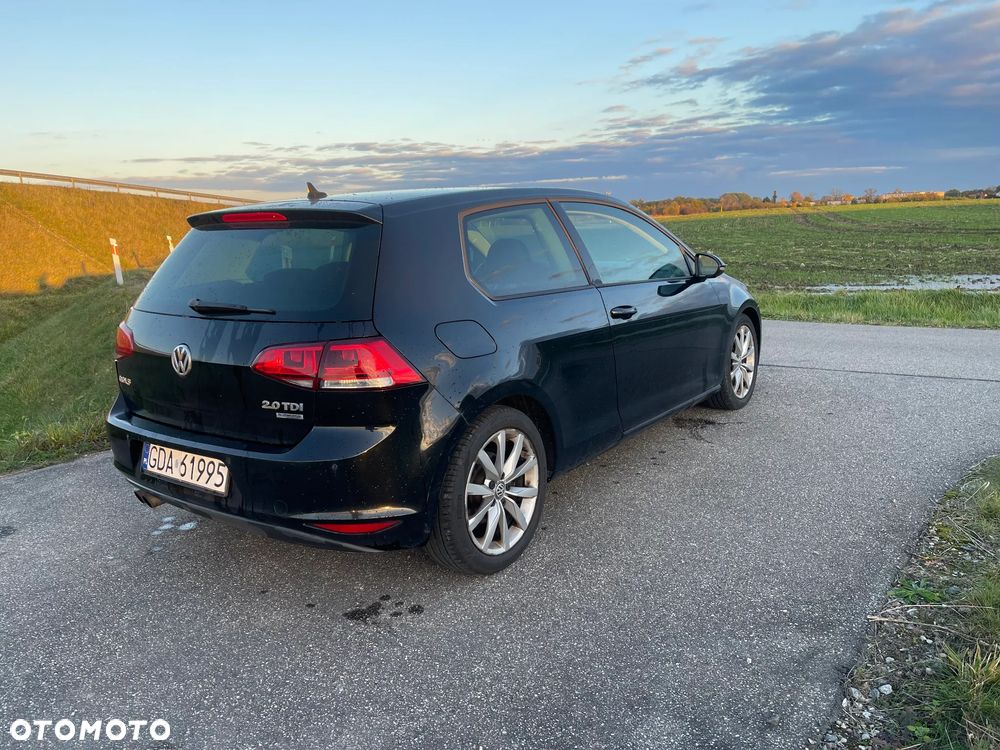 Volkswagen Golf - 12