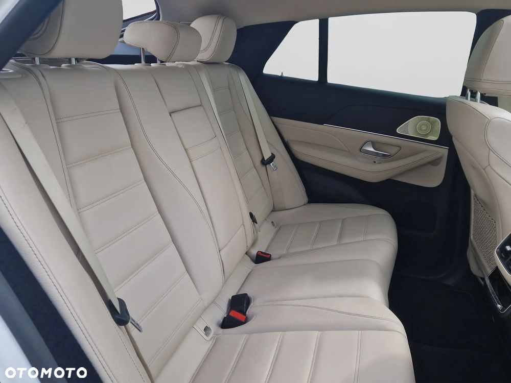 Mercedes-Benz GLE 400 d 4-Matic Executive - 24