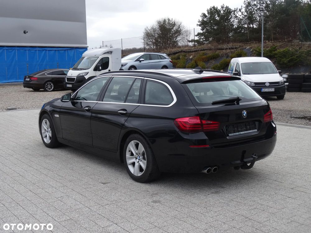 BMW Seria 5 525d xDrive Sport-Aut - 8