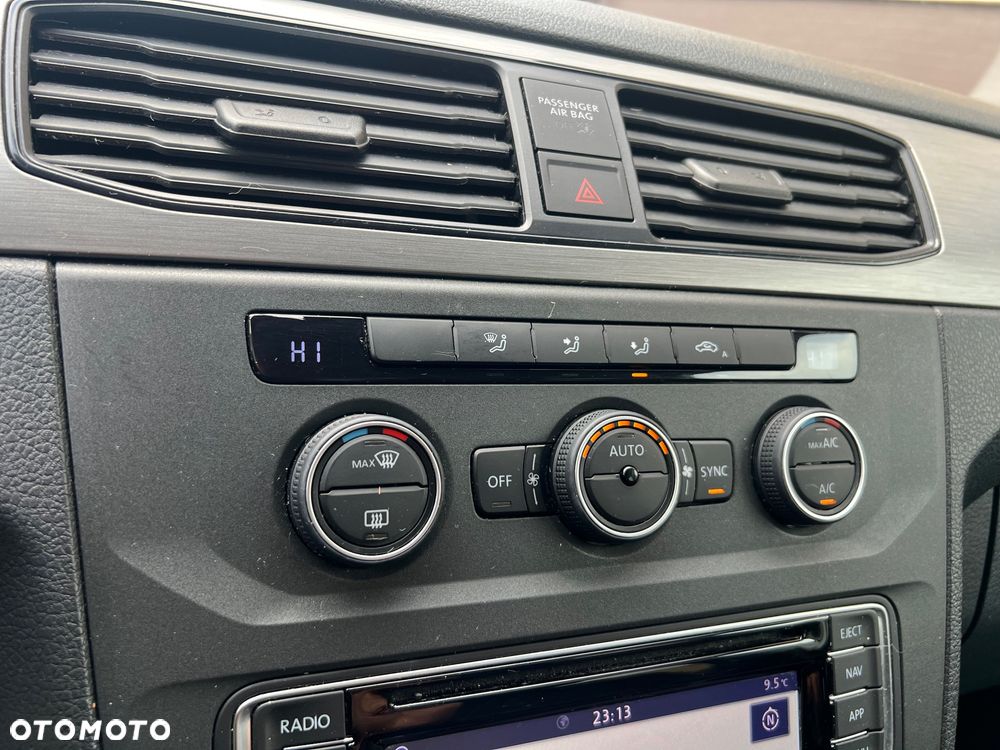 Volkswagen Caddy Maxi 2.0 TDI Comfortline DSG - 19