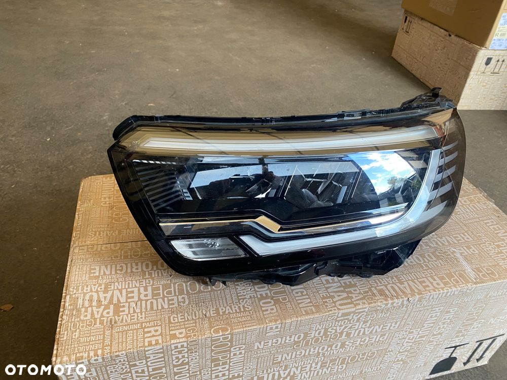 RENAULT KANGOO 3 III , IV 4  LAMPA PRZEDNIA LEWA REFLEKTOR PRZEDNI LEWY PRZÓD FULL LED ledowy fullled 260608525R - 2